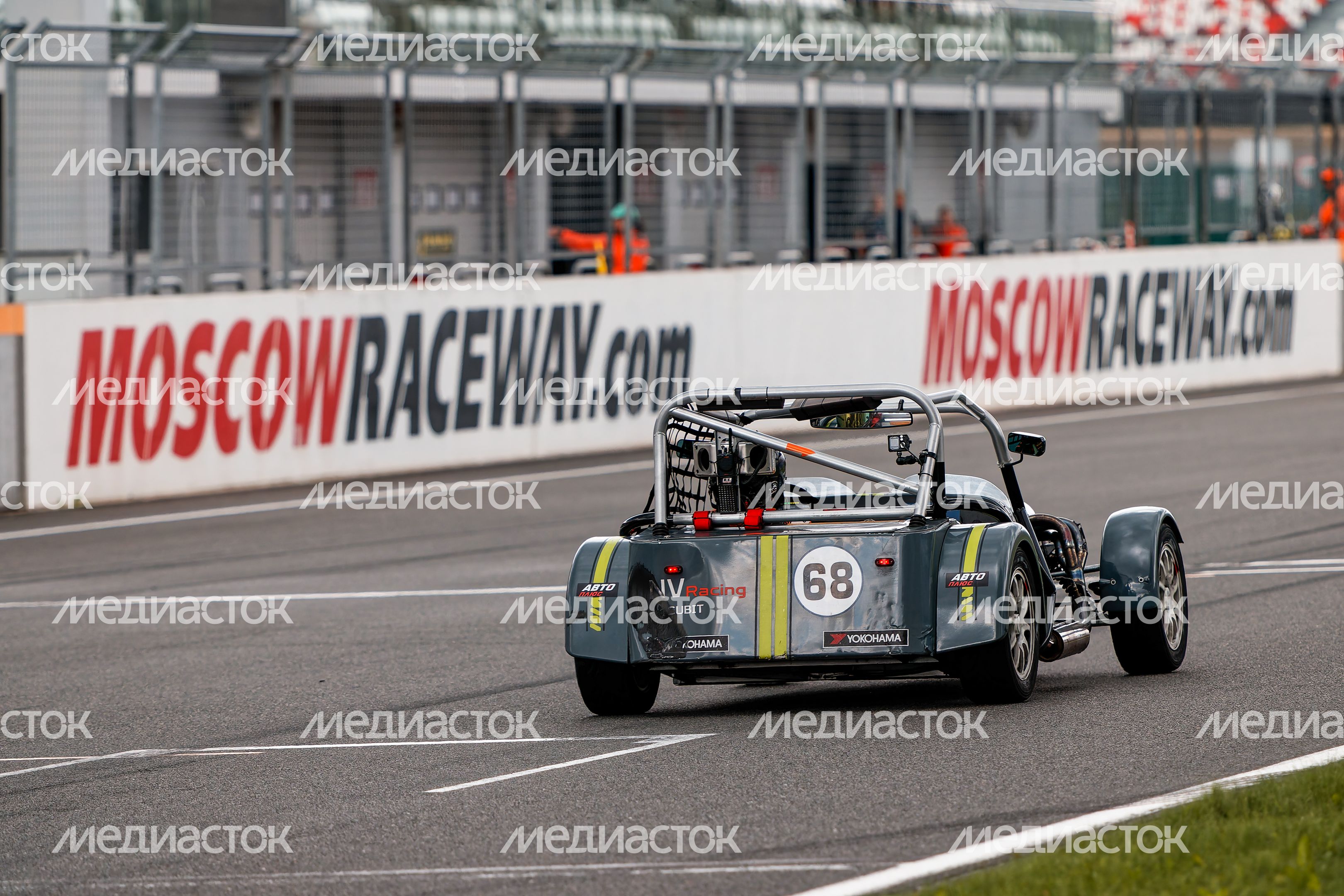 VI этап российской серии кольцевых гонок на автодроме Moscow Raceway