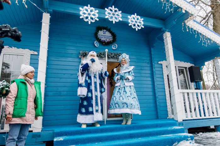 Письма детей отправились к Деду Морозу в Великий Устюг