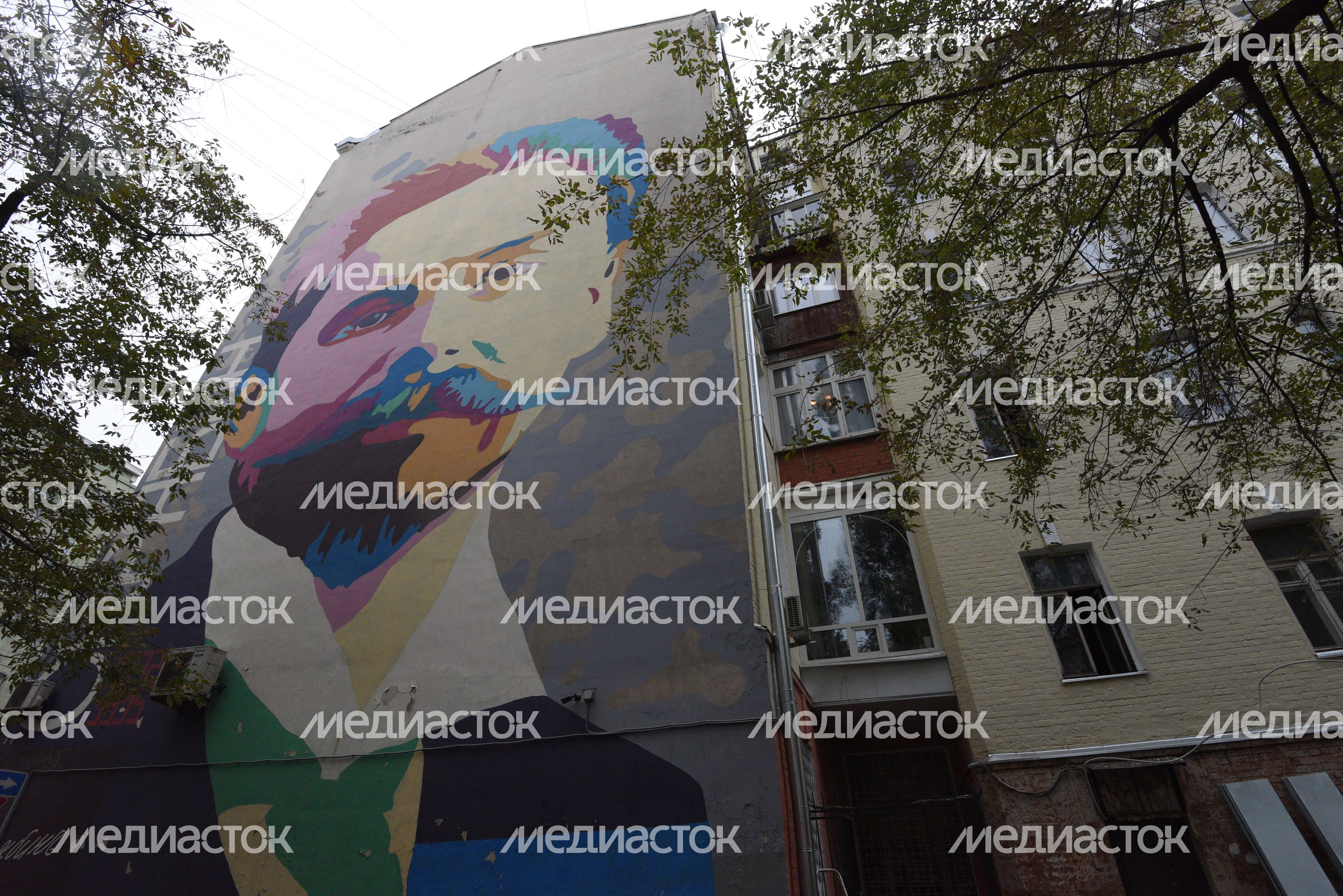 Граффити на улицах Москвы Граффити на улицах Москвы