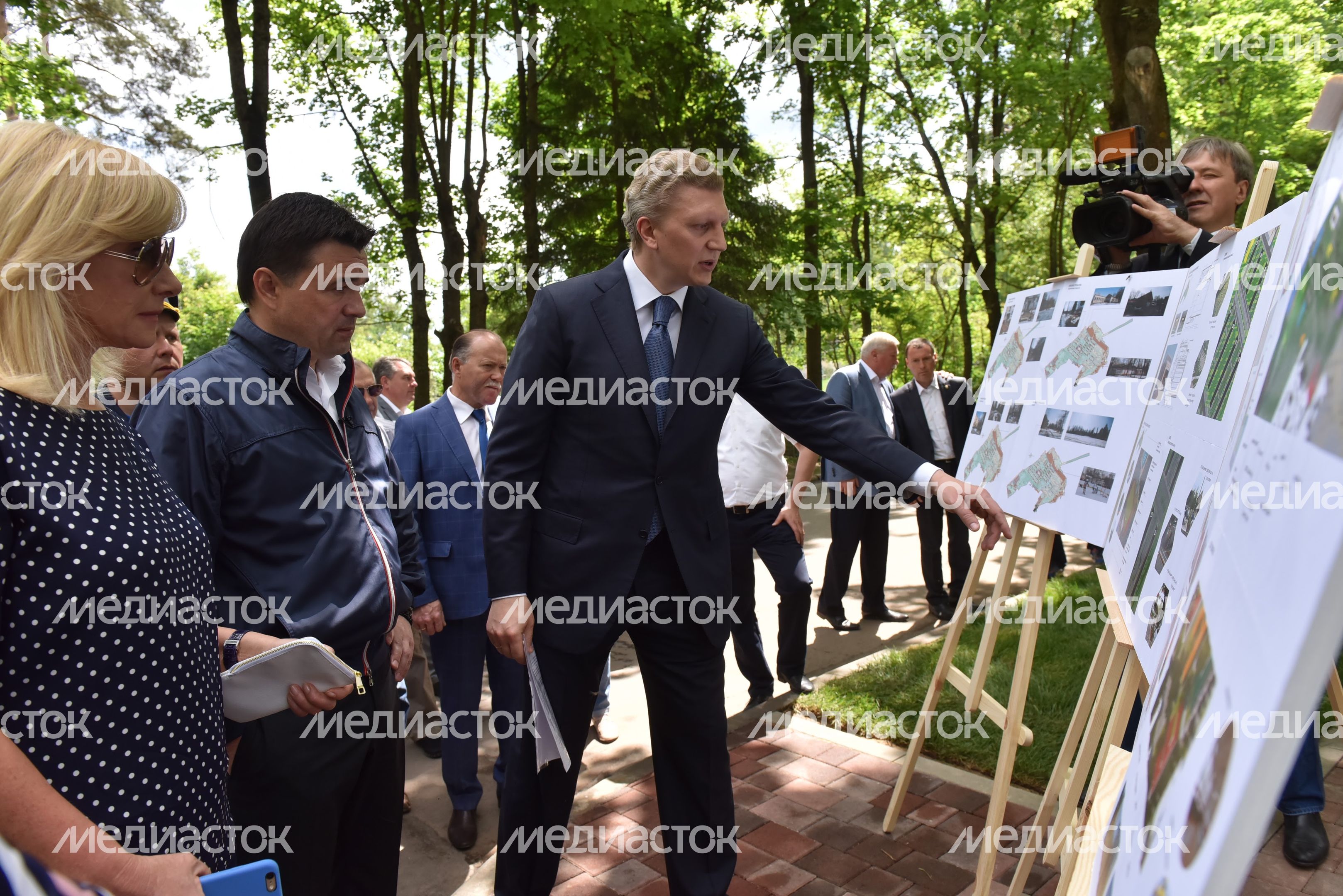 А. Воробьев посетил поселок Новый Городок Одинцовского района