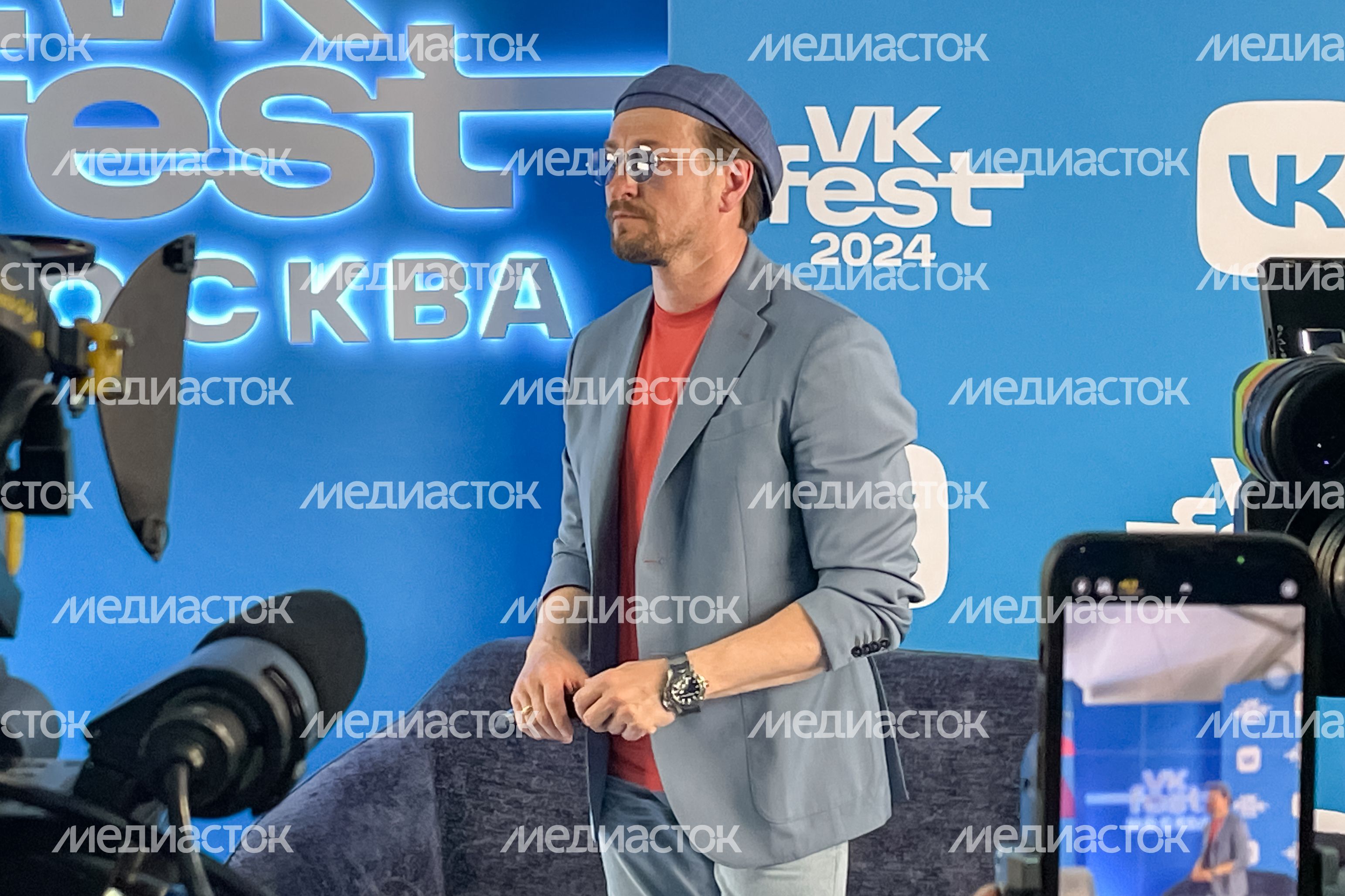 Сергей Безруков на пресс-конференции VK Fest -2024 в Лужниках Сергей Безруков на пресс-конференции VK Fest -2024 в Лужниках