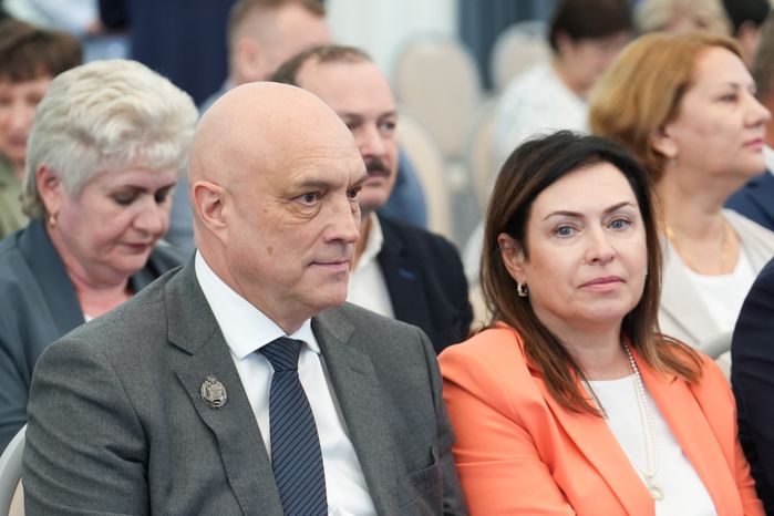Подмосковных медиков поздравили с профессиональным праздником