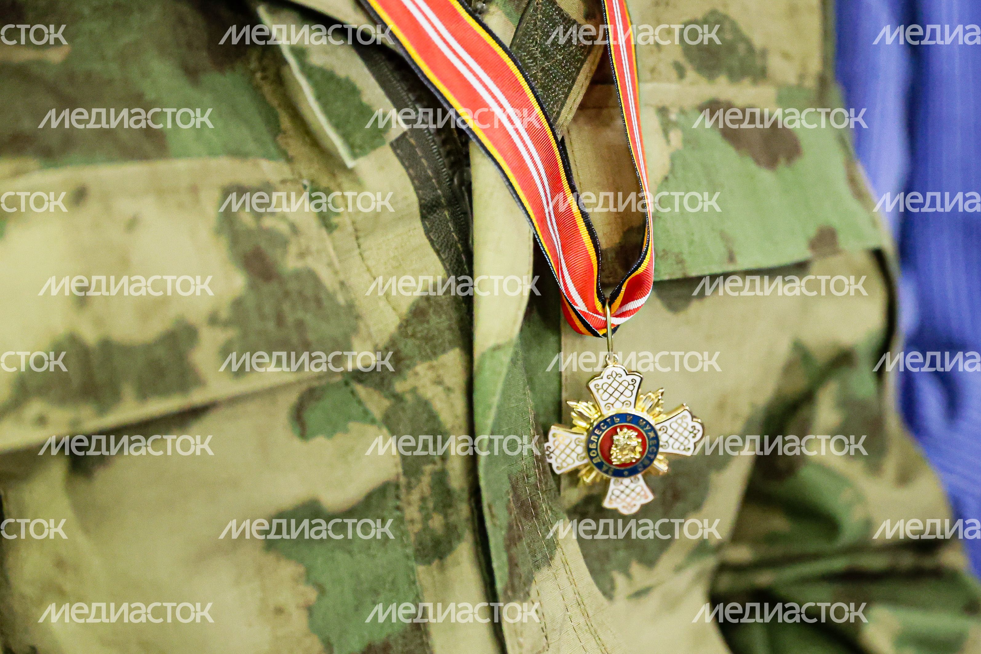 Визит губернатора Подмосковья в Главный военный клинический госпиталь войск национальной гвардии РФ в Балашихе