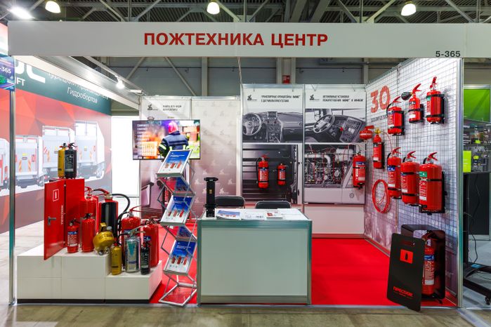 Выставочный стенд производителей пожарной техники для автомобиля на выставке «АвтоКластер 2026» в «Крокус Экспо»