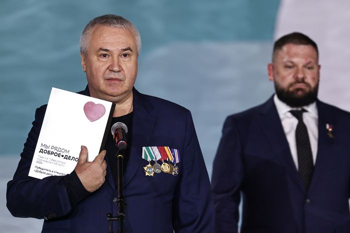 Лауреатами премии "Мы рядом. Доброе дело" стали 70 человек