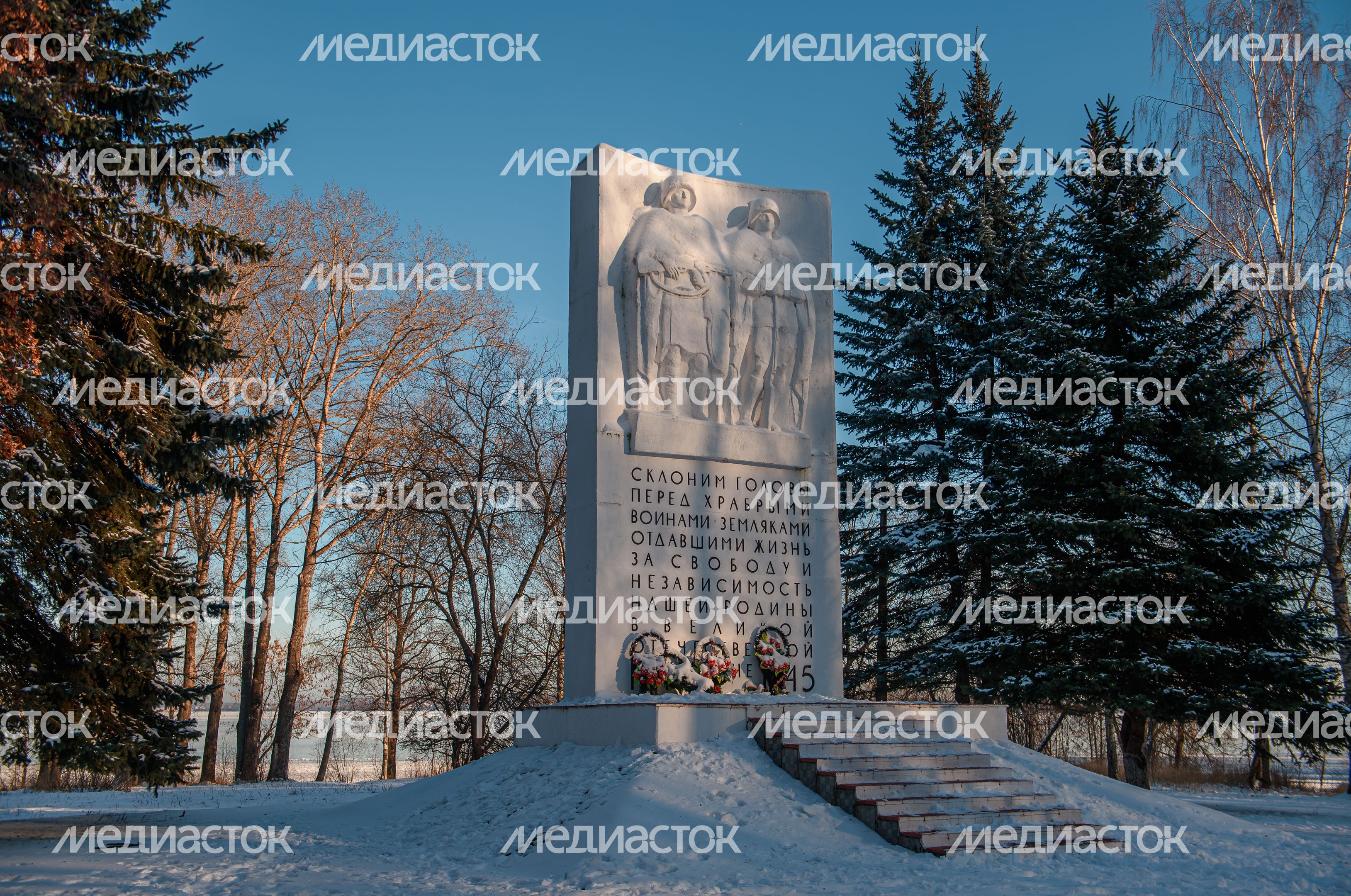 Зимние виды города Калязин