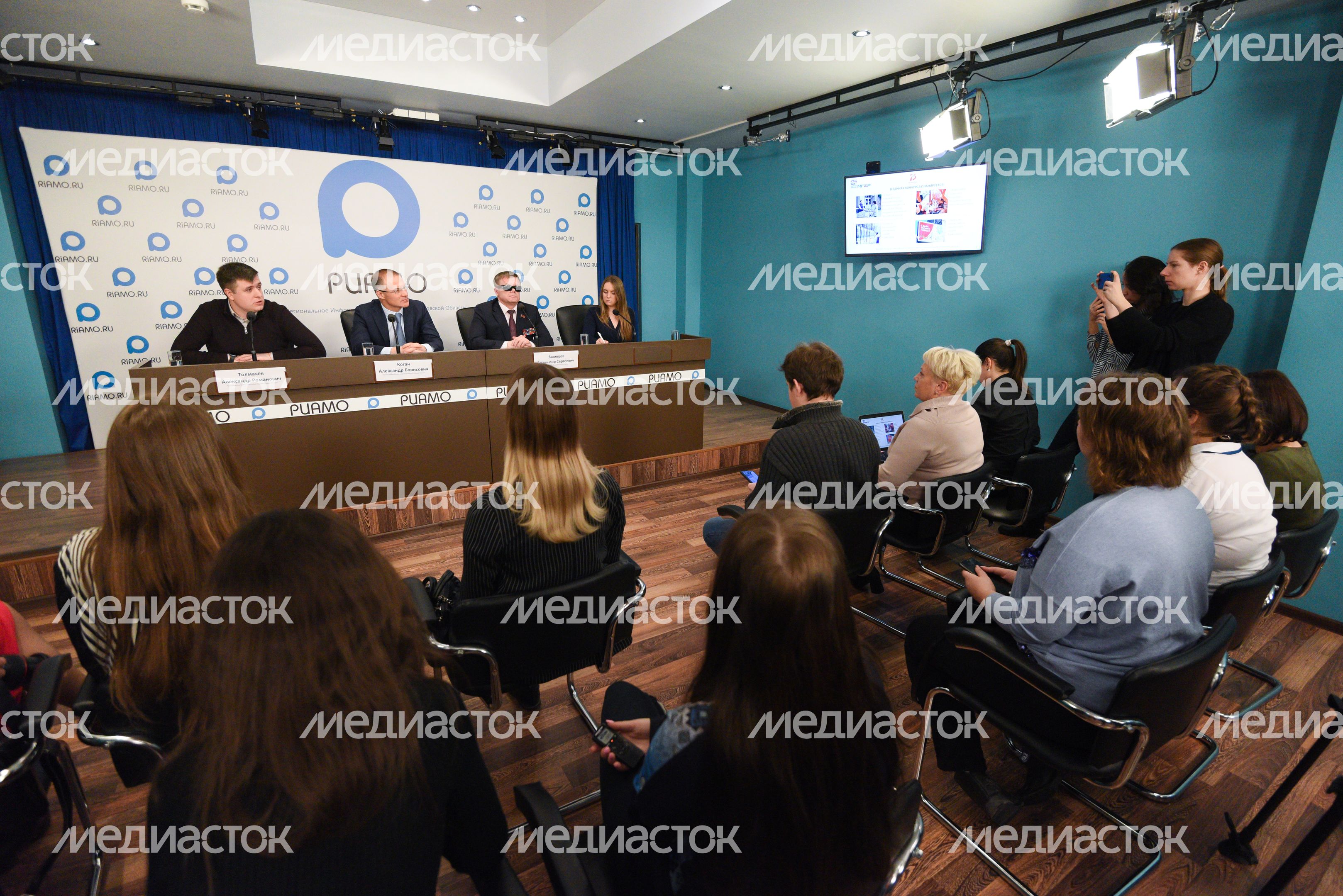 Пресс-конференция, посвященная конкурсу открыток «Помним!» к 75-летию Победы в Великой Отечественной войне и другим патриотическим мероприятиям