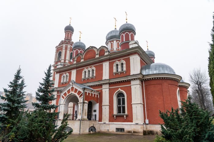 Церковь Всех Святых в Серпухове