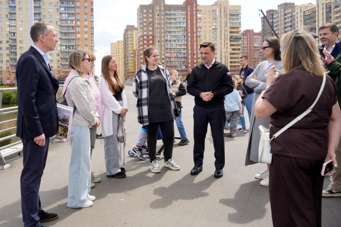 Андрей Воробьев посетил парк "Дружба" на озере Черное в Люберцах