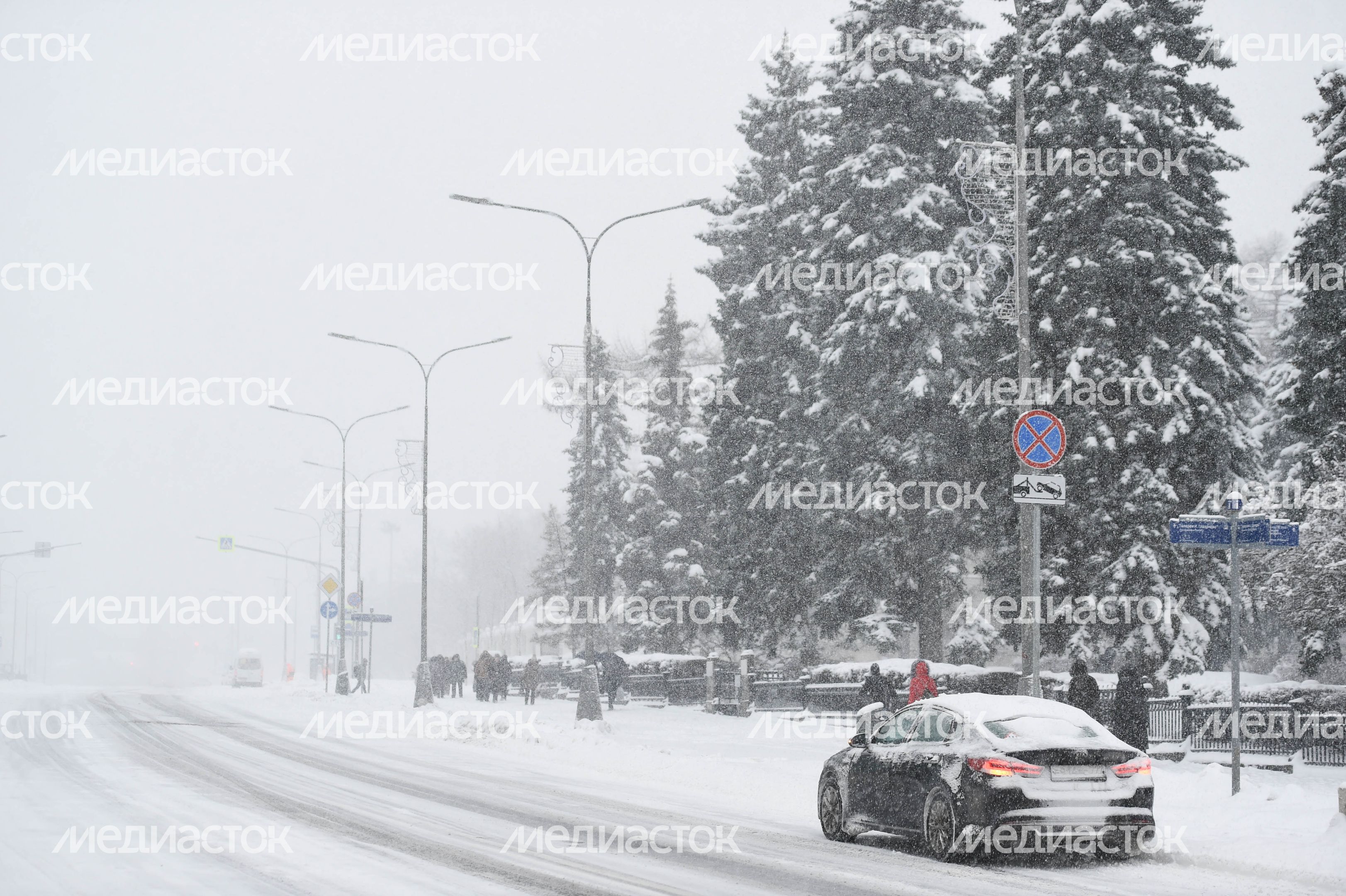 Рекордный снегопад в Москве и Подмосковье