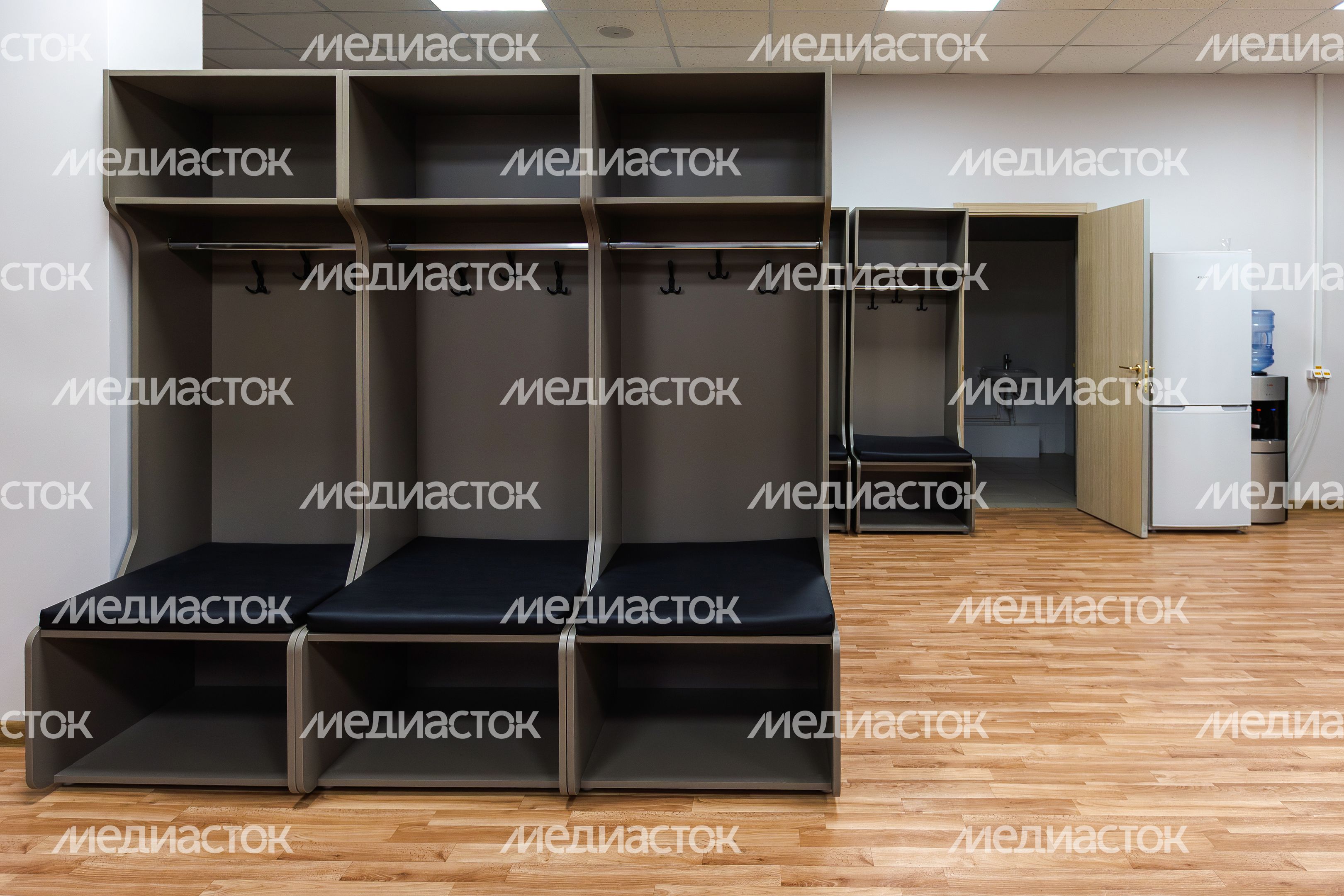 Раздевалка нового регбийного стадиона «ВВА-Подмосковье» в поселке Монино округа Щелково Раздевалка нового регбийного стадиона «ВВА-Подмосковье» в поселке Монино округа Щелково
