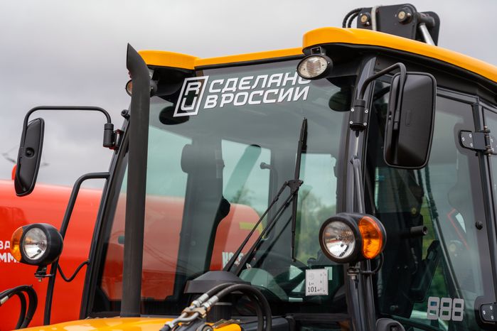 Новая коммунальная техника для автопарка предприятий ЖКХ Подмосковья