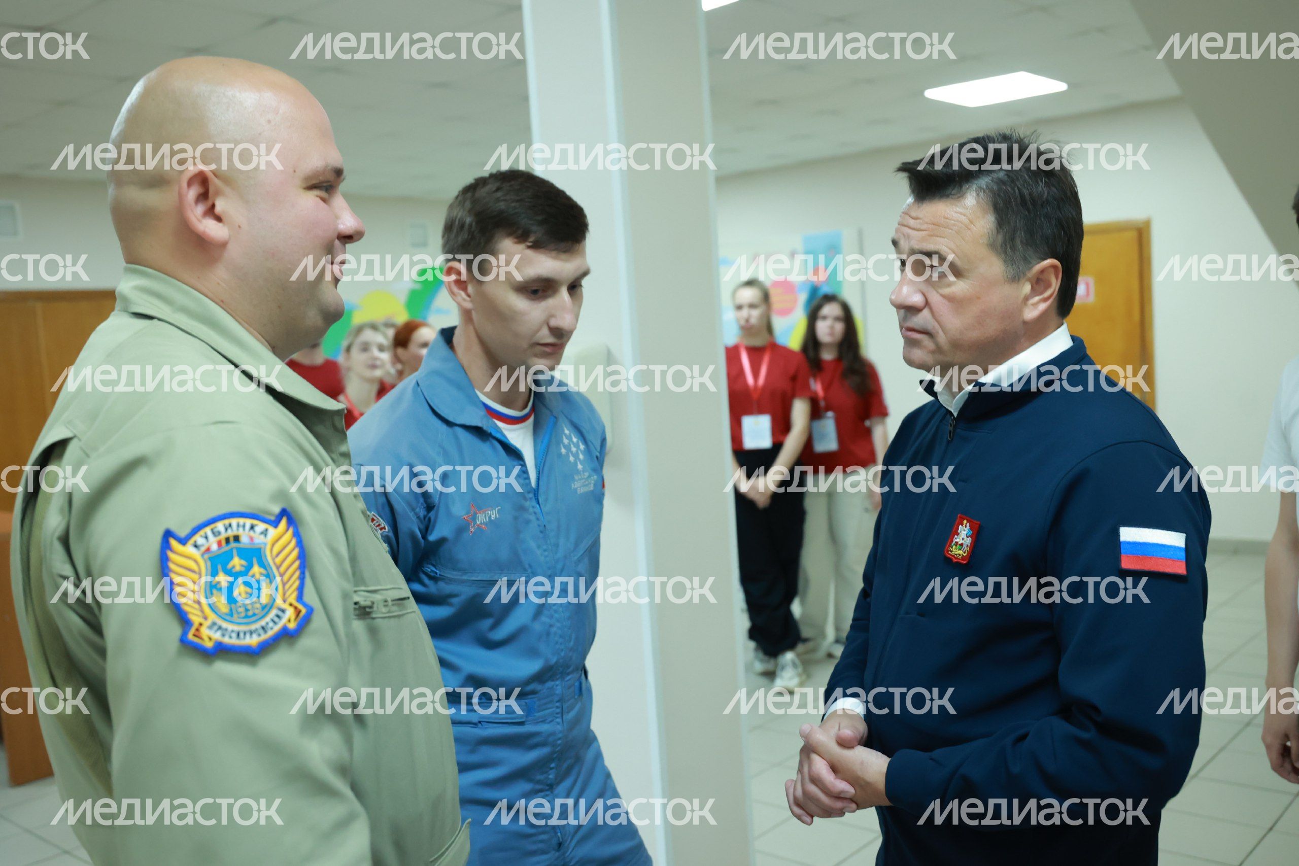 Андрей Воробьев навестил детей участников СВО в оздоровительном лагере «Литвиново»