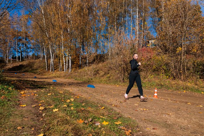 Забег Hero League Trail на 1, 5 и 10 км по пересеченной местности в Красногорске