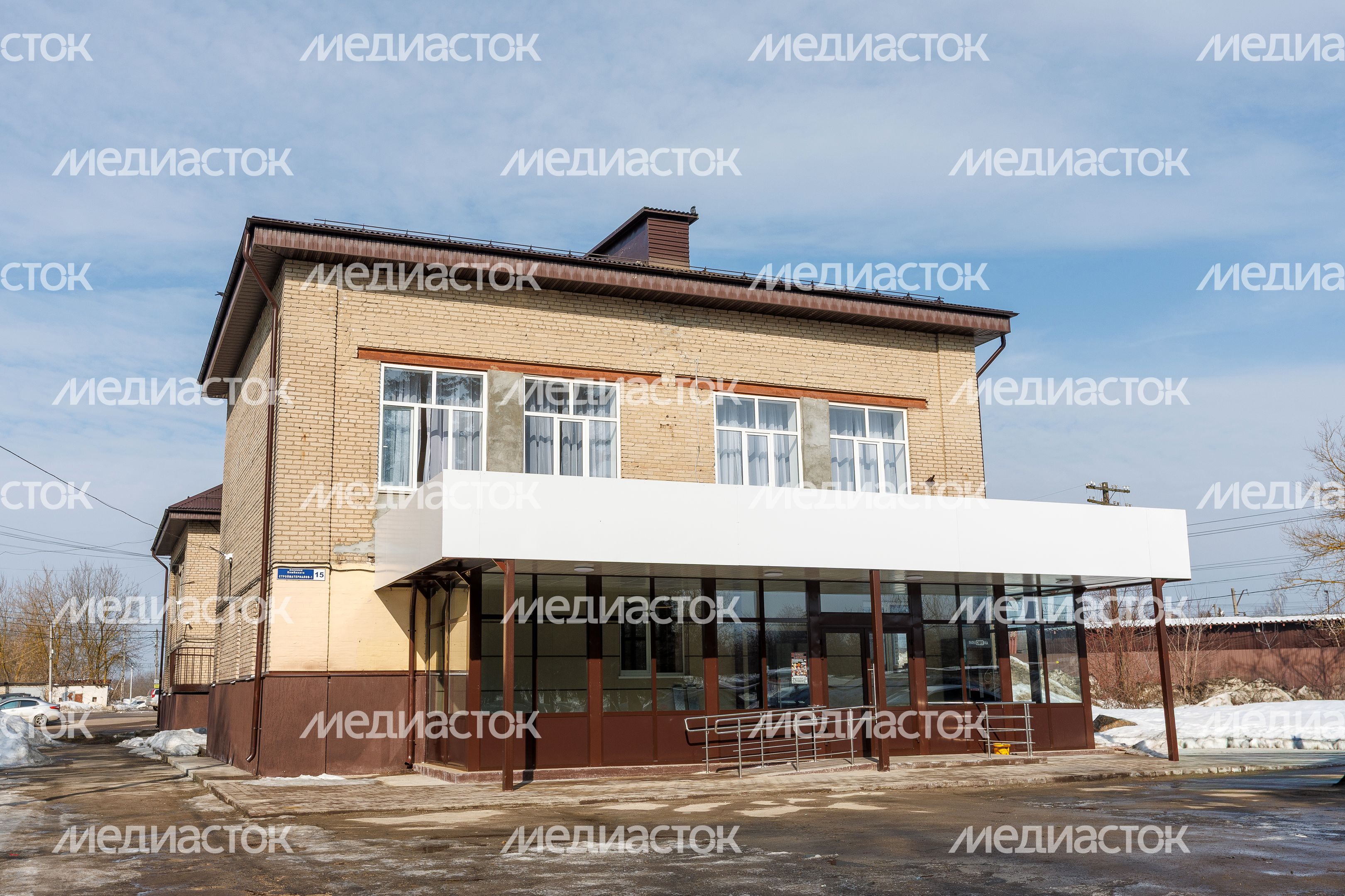 Сельский Дом культуры «Строитель» в поселке Комбината Стройматериалов-1 Раменского округа после капремонта Сельский Дом культуры «Строитель» в поселке Комбината Стройматериалов-1 Раменского округа после капремонта