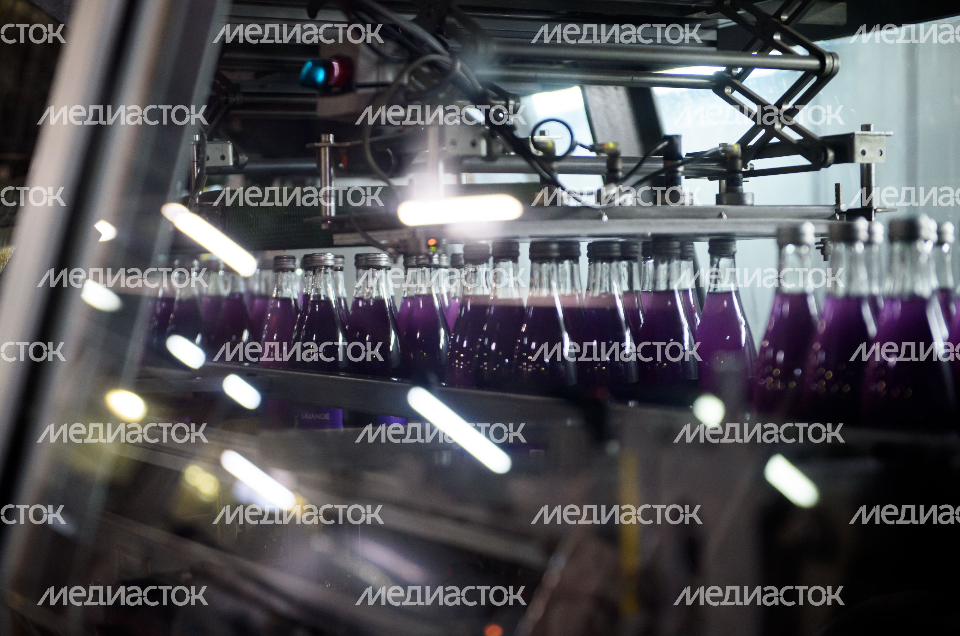 Аналог Сoca‑Cola начали производить в Подмосковье Аналог Сoca‑Cola начали производить в Подмосковье
