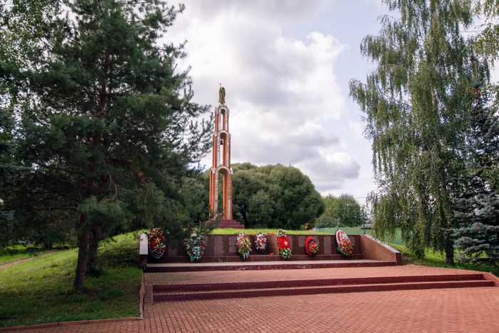 Сергиев Посад. Стела памяти в Богородском