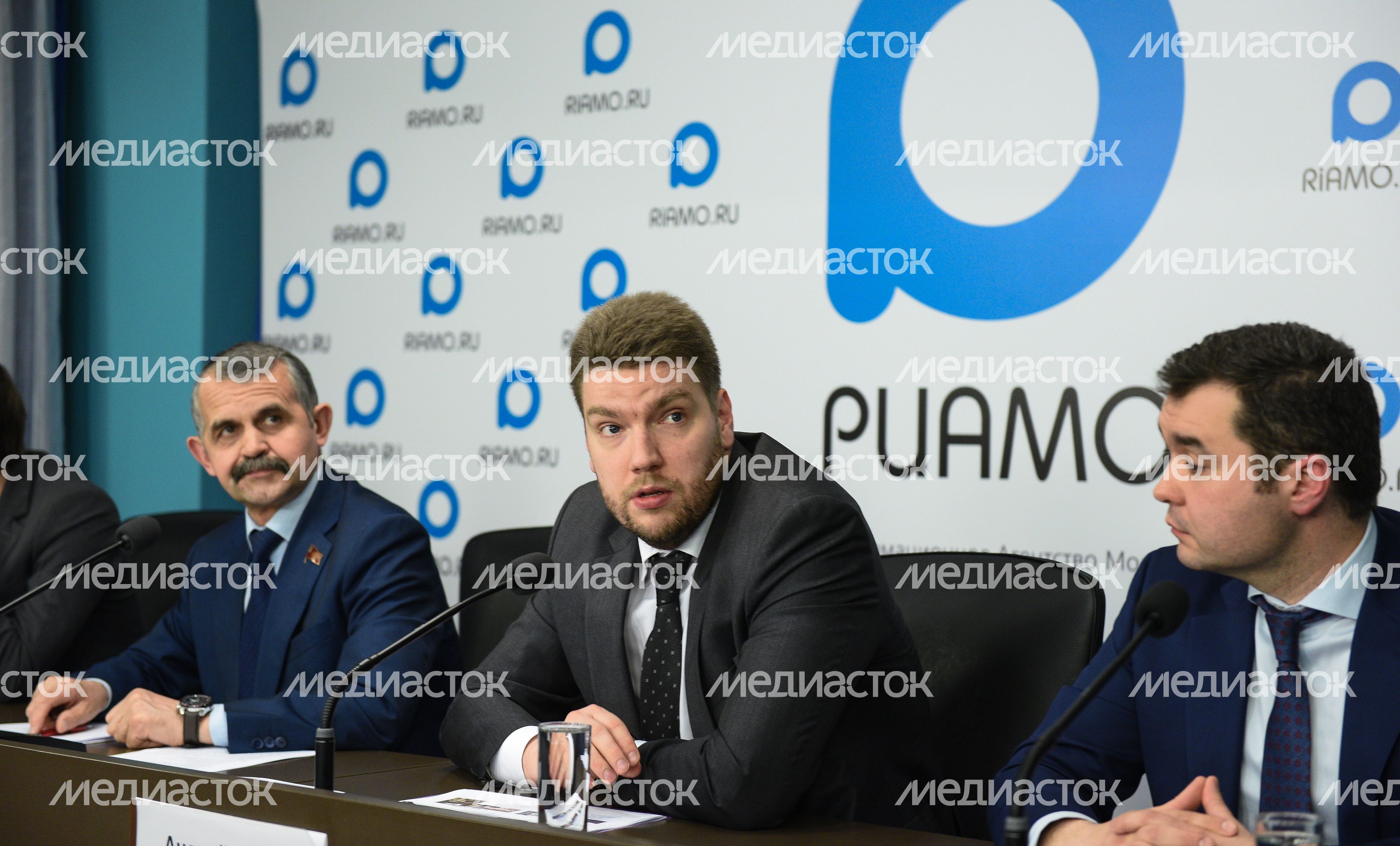 Брифинг по вопросу предоставления в Подмосковье земельных участков в аренду без проведения торгов