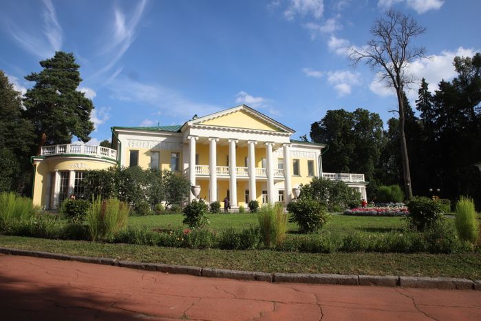 Горки Ленинские Усадьба
