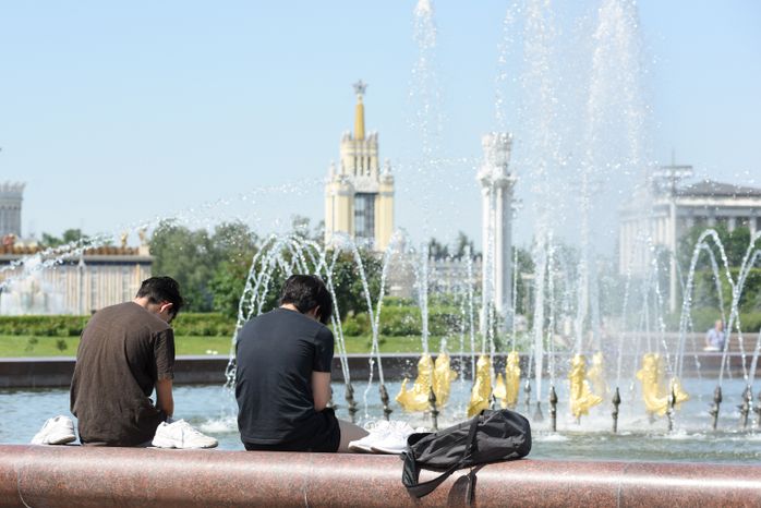 Жаркая погода в Москве
