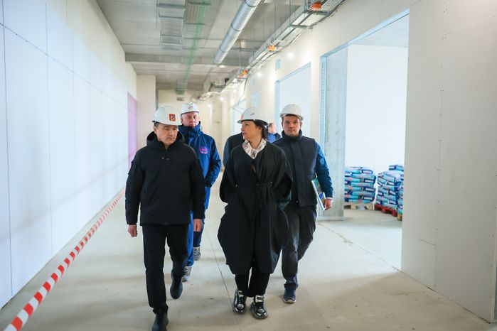 Губернатор проверил ход строительства образовательного комплекса "Авиатика" в Лобне
