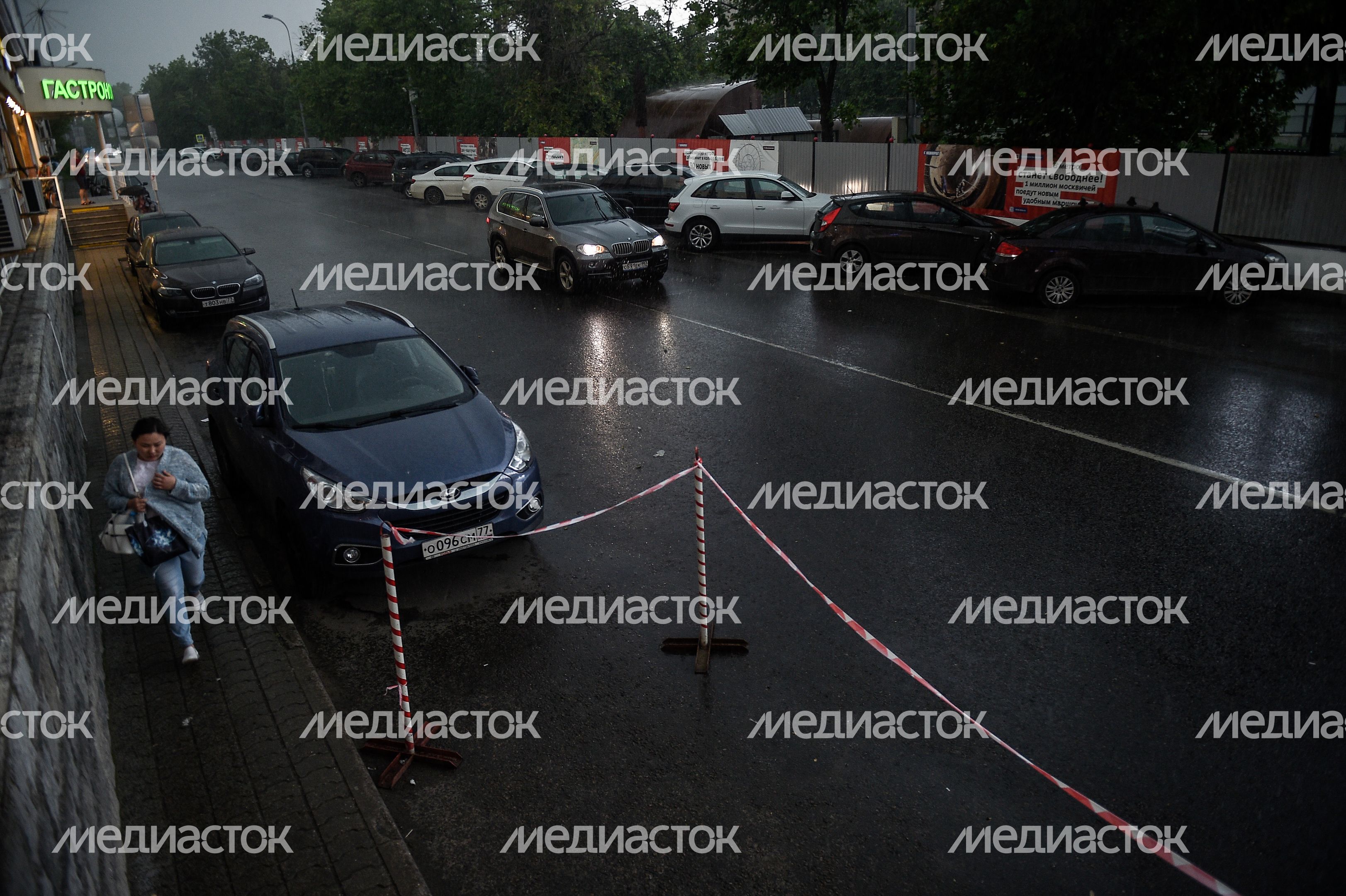 Тропические ливни накрыли Москву