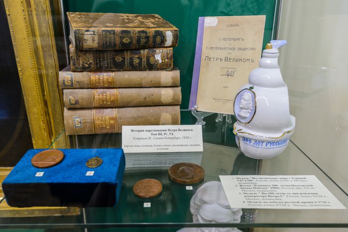 Экспозиция «Художественные коллекции и храмовое искусство» в музее-заповеднике «Дмитровский кремль»