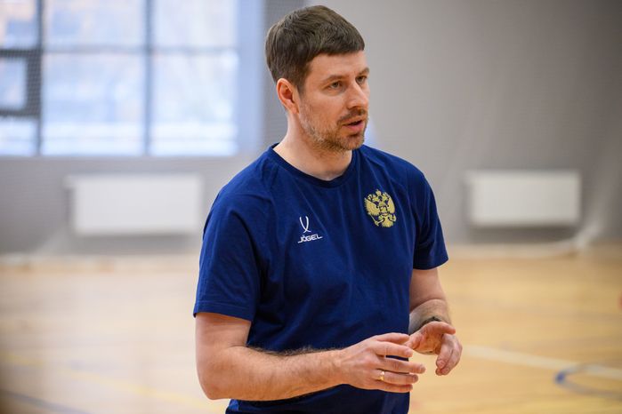 Единая школьная лига в Реутове: мастер-класс по футзалу для юных спортсменов от тренера Сергея Абрамова