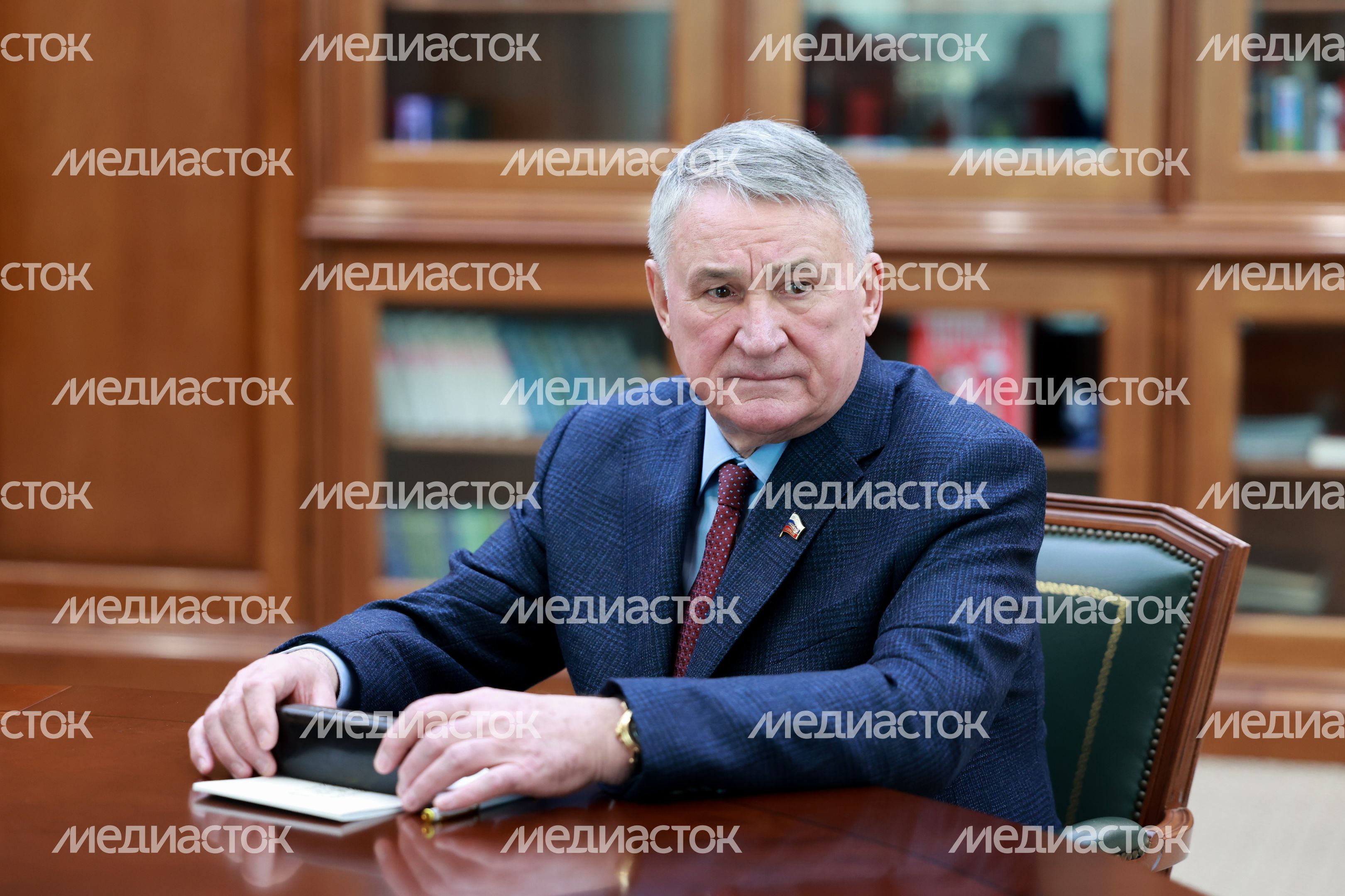 Юрий Воробьев на встрече с участниками Межпарламентской комиссии по сотрудничеству России и Белоруссии