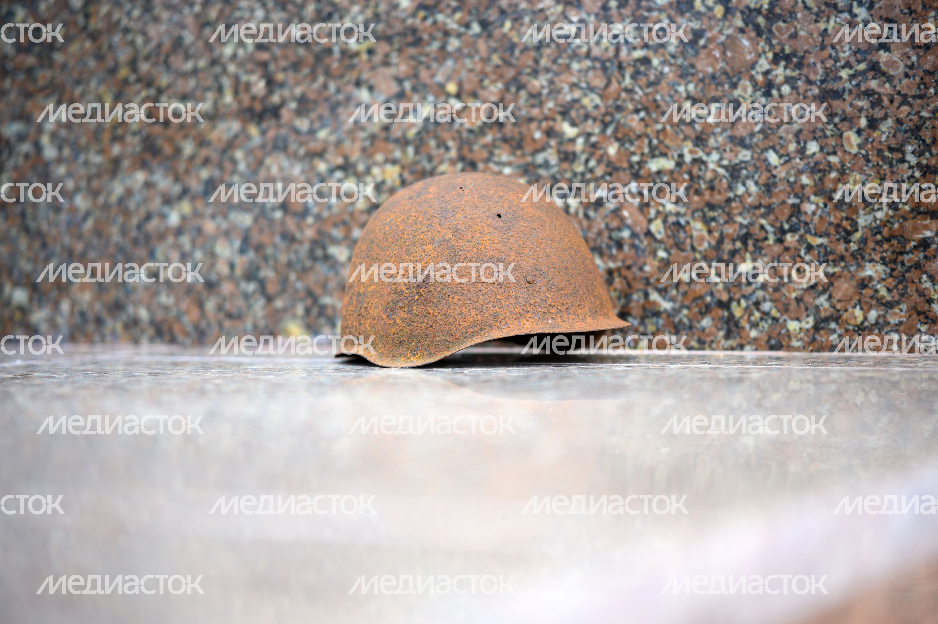Памятник воинам Великой Отечественной войны в микрорайоне Белые Столбы города Домодедово Памятник воинам Великой Отечественной войны в микрорайоне Белые Столбы города Домодедово