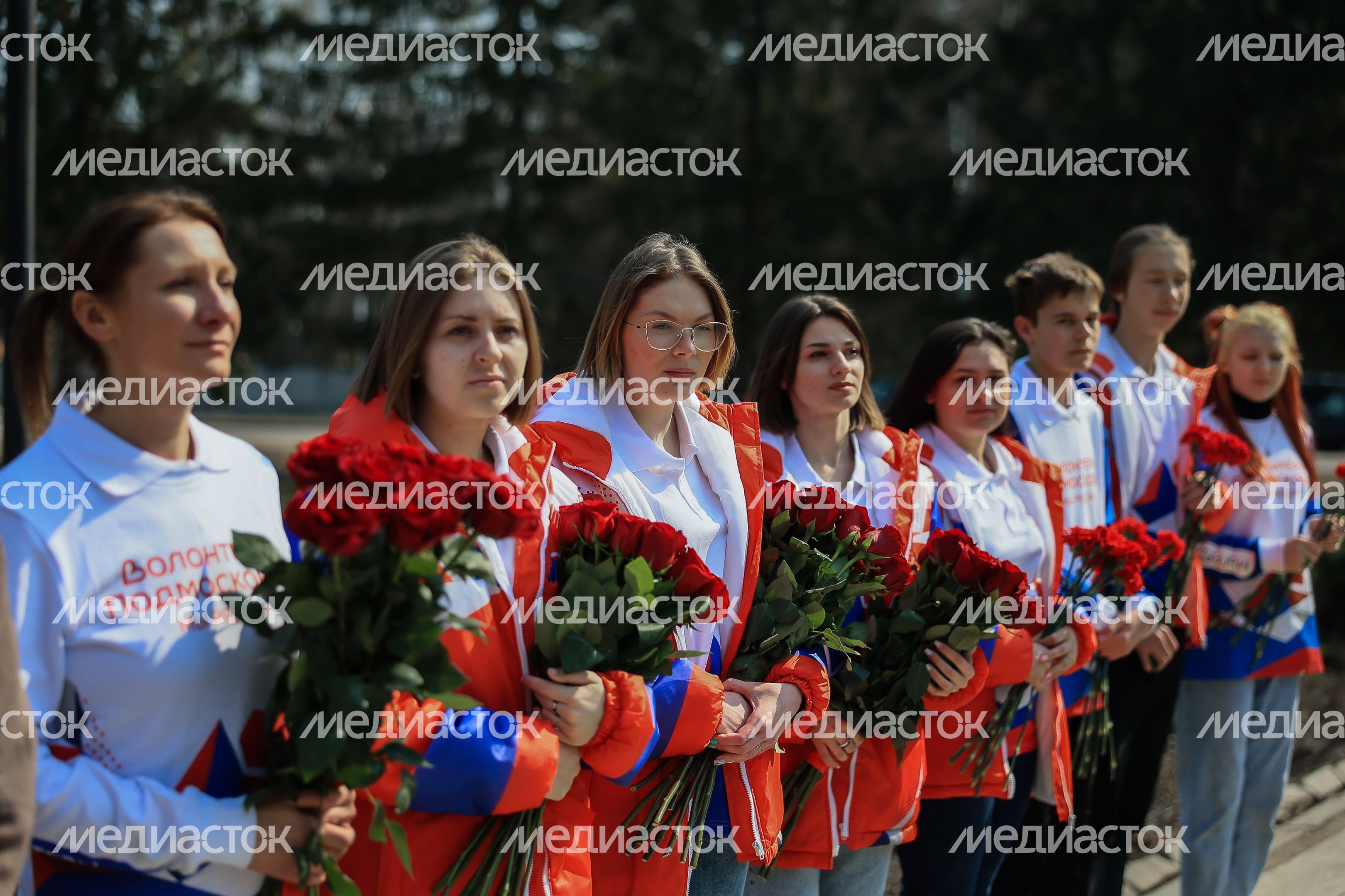 Посещение губернатором космонавта первого отряда