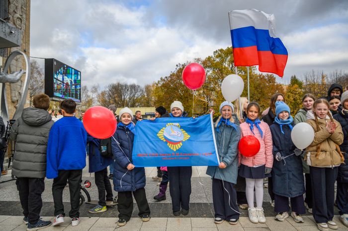 Торжественная встреча космонавтов-рекордсменов по пребыванию на МКС в Звездном городке