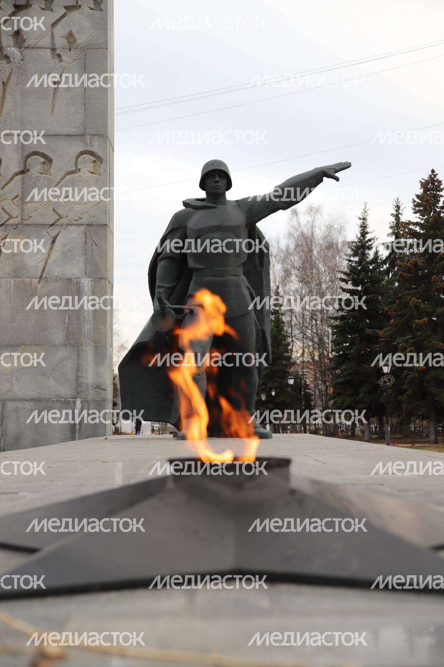Памятник Воинам Землякам Памятник Воинам Землякам