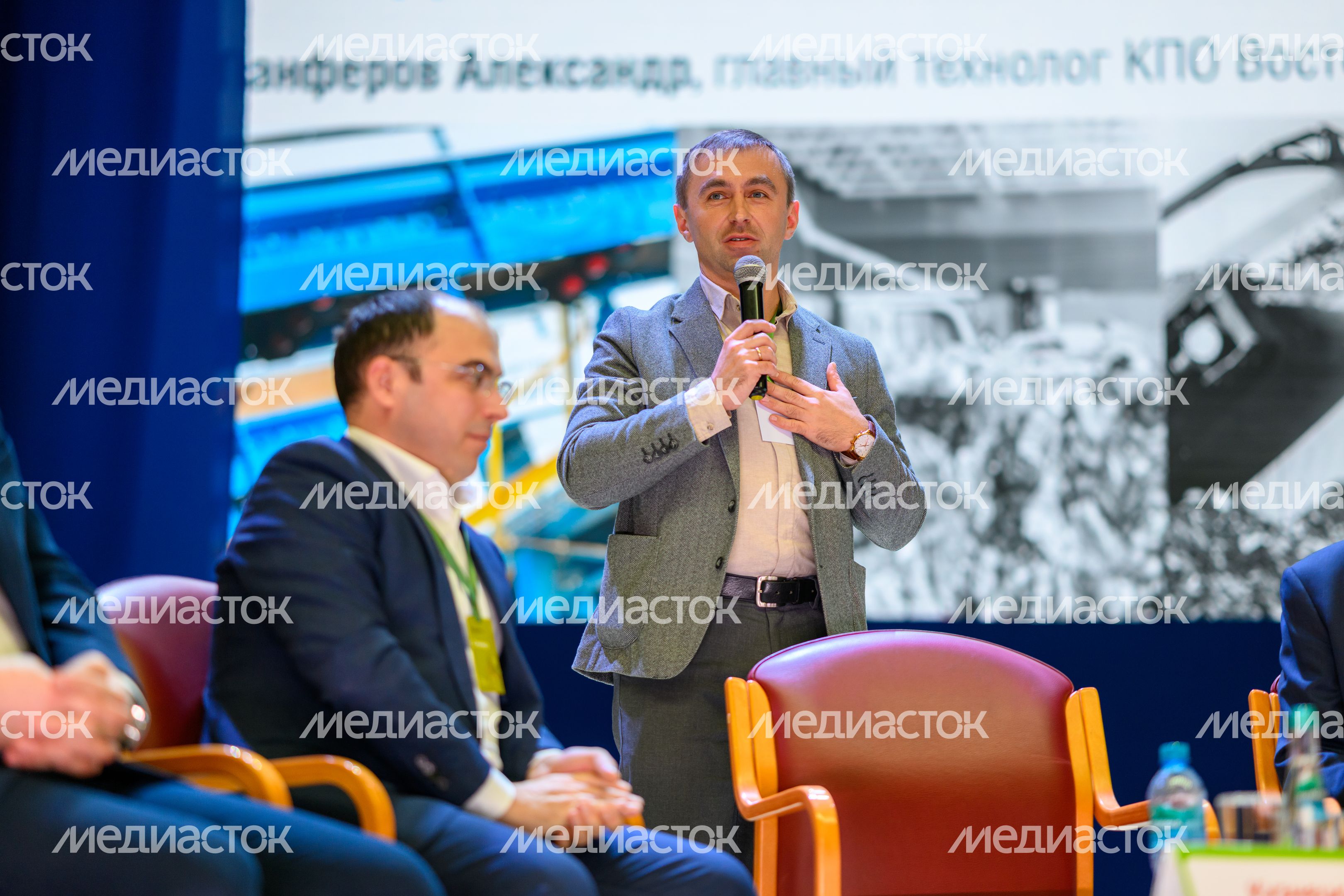 Дискуссия на тему «Переход на экономику замкнутого цикла» ко Дню вторичной переработки в Долгопрудном Дискуссия на тему «Переход на экономику замкнутого цикла» ко Дню вторичной переработки в Долгопрудном