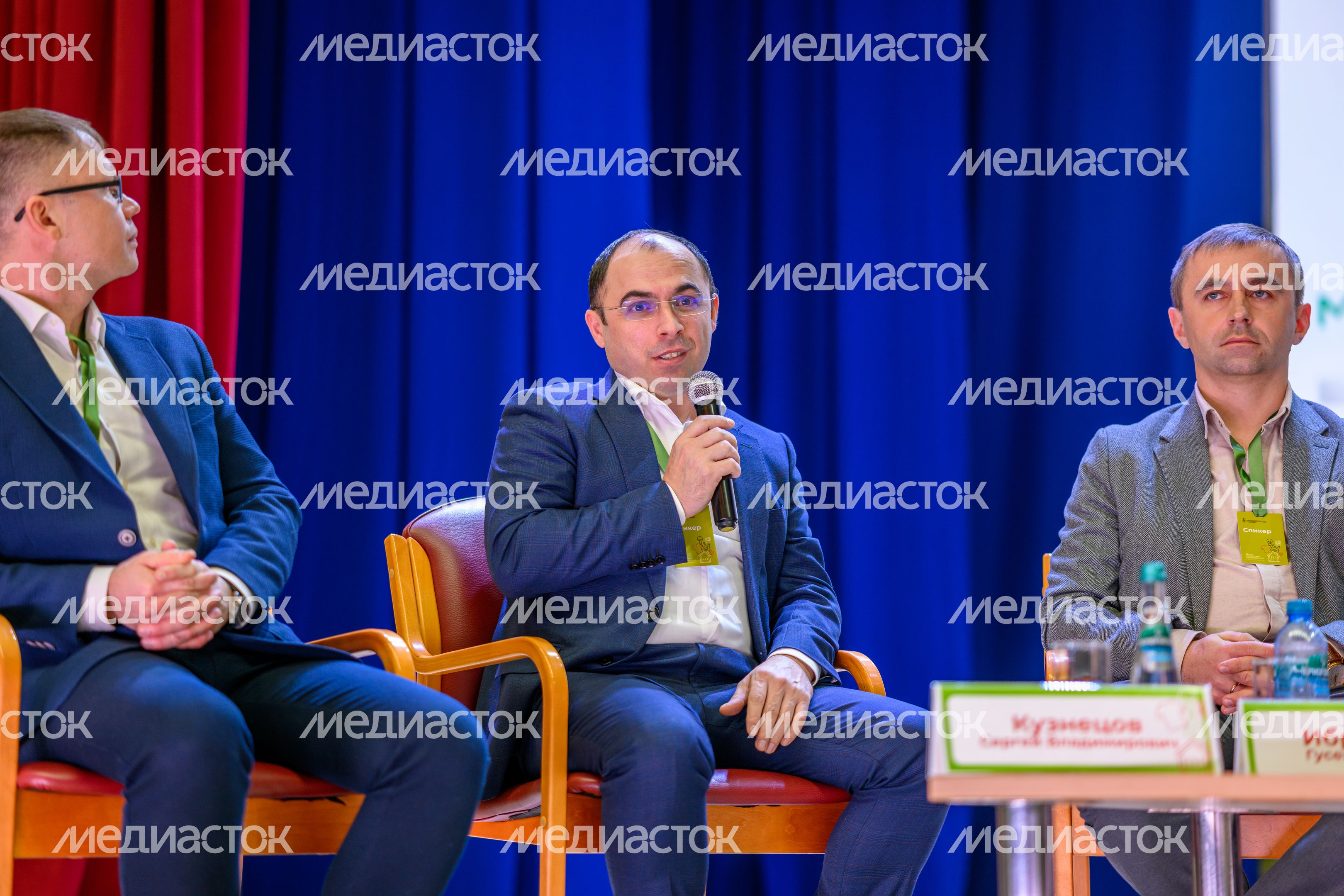 Дискуссия на тему «Переход на экономику замкнутого цикла» ко Дню вторичной переработки в Долгопрудном Дискуссия на тему «Переход на экономику замкнутого цикла» ко Дню вторичной переработки в Долгопрудном