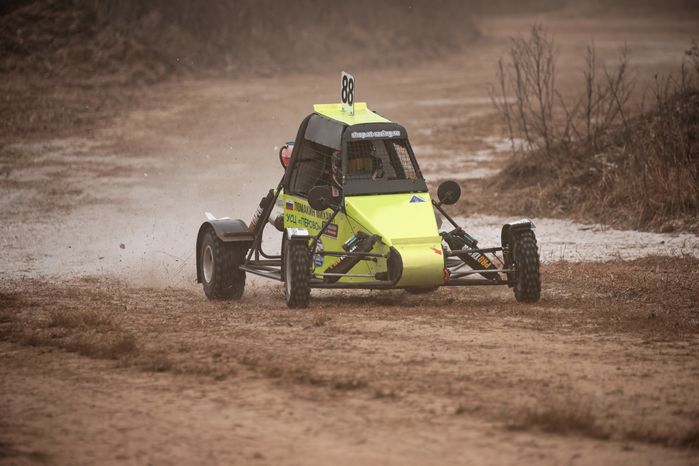 Гонки по кроссу на автомобилях и багги на Кубок Kramar Motorsport в Раменском округе
