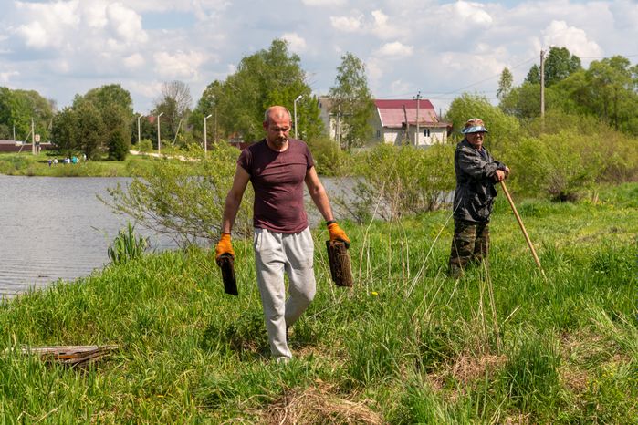 Всероссийская экологическая акция «Вода России» по очистке пруда в Наро-Фоминске