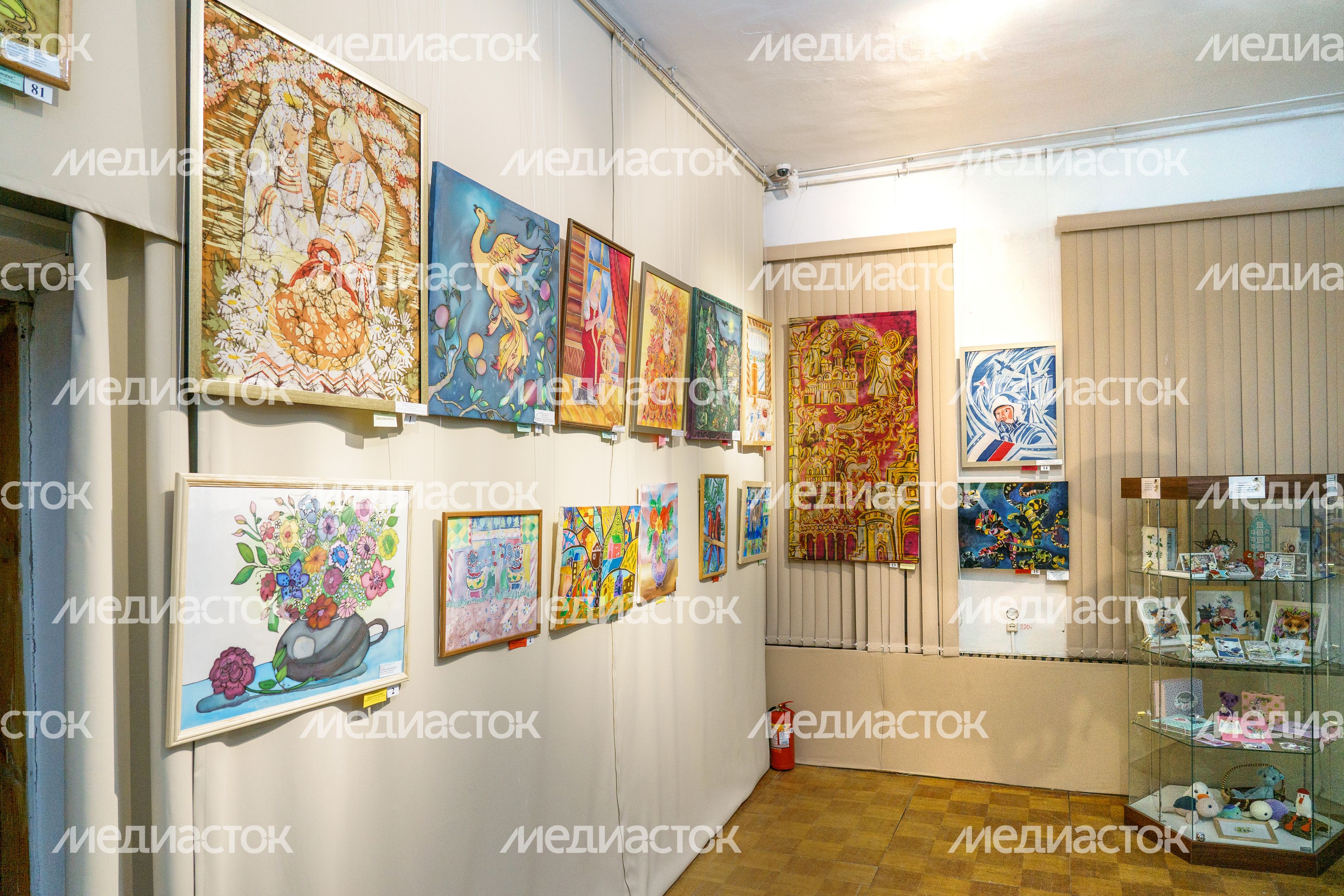 XXV Московская областная выставка-конкурс «Роспись ткани» в выставочном зале «Дома Широкова» Павлововского Посада XXV Московская областная выставка-конкурс «Роспись ткани» в выставочном зале «Дома Широкова» Павлововского Посада