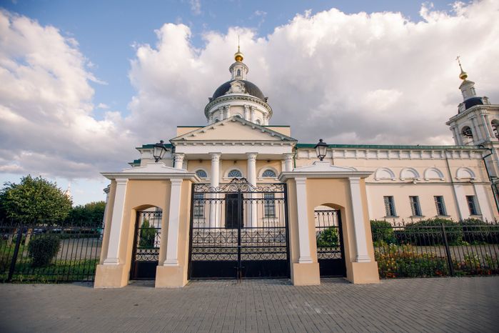 Коломна. Церковь Михаила Архангела
