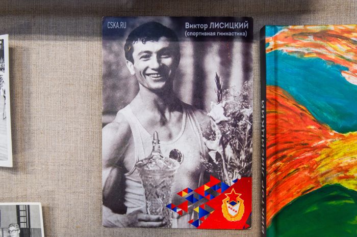 Выставка "Великое простодушие. Искусство на двоих" в Серпухове
