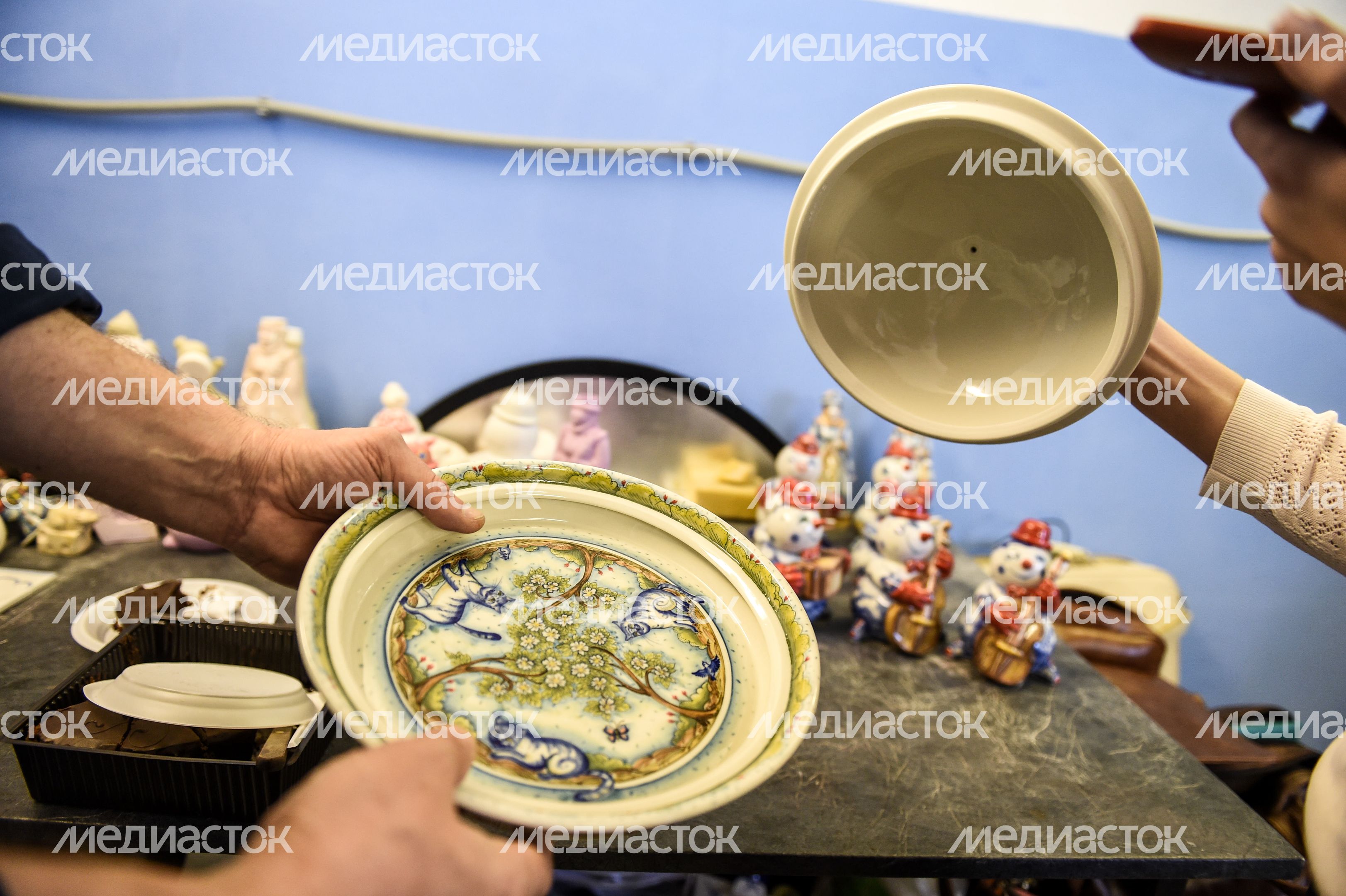 Производство знаменитого Гжельского фарфора