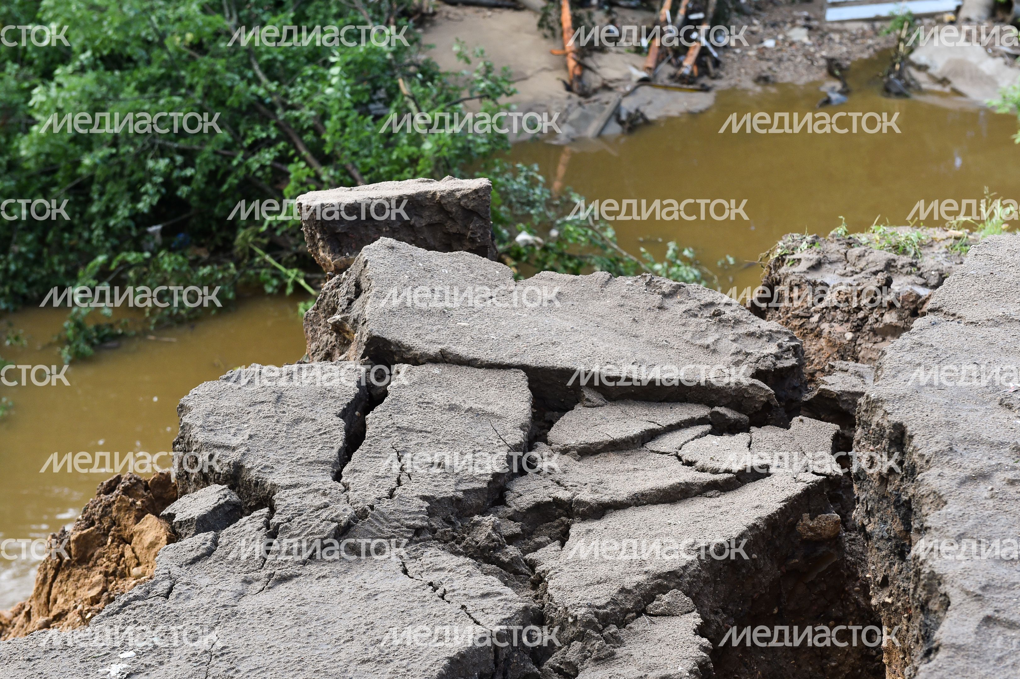 Последствия прорыва дамбы в Рузе Последствия прорыва дамбы в Рузе