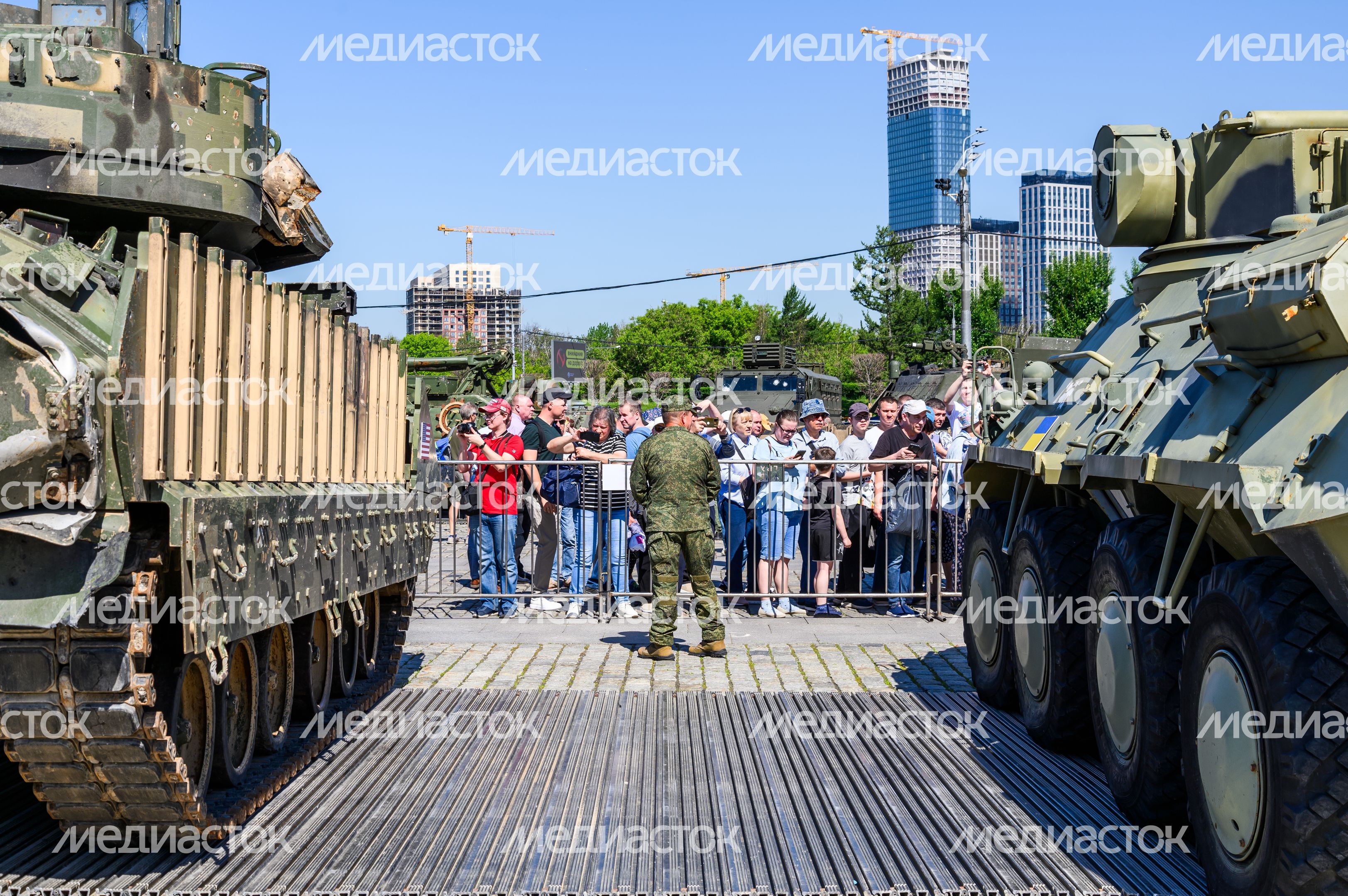 Выставка вооружения в Парке Победы, посвященная СВО