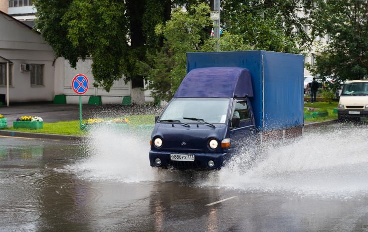 Проливной дождь в Москве