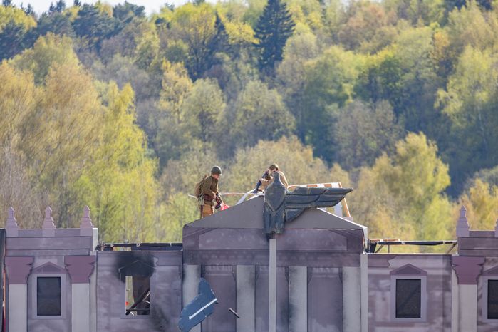 Военно-историческая реконструкция "Успех в единстве поколений" в Химках