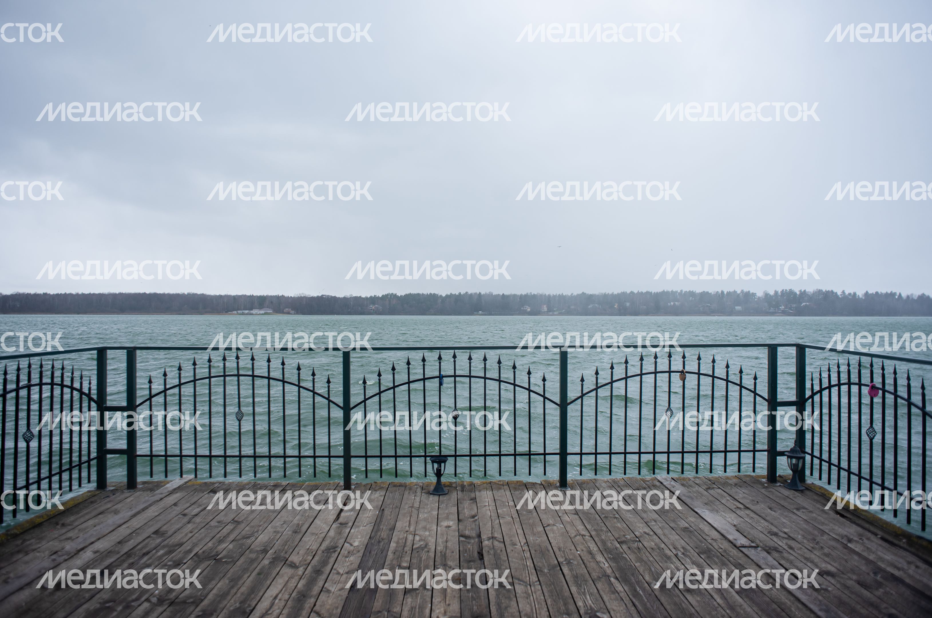 Осенние виды озера Бисерово