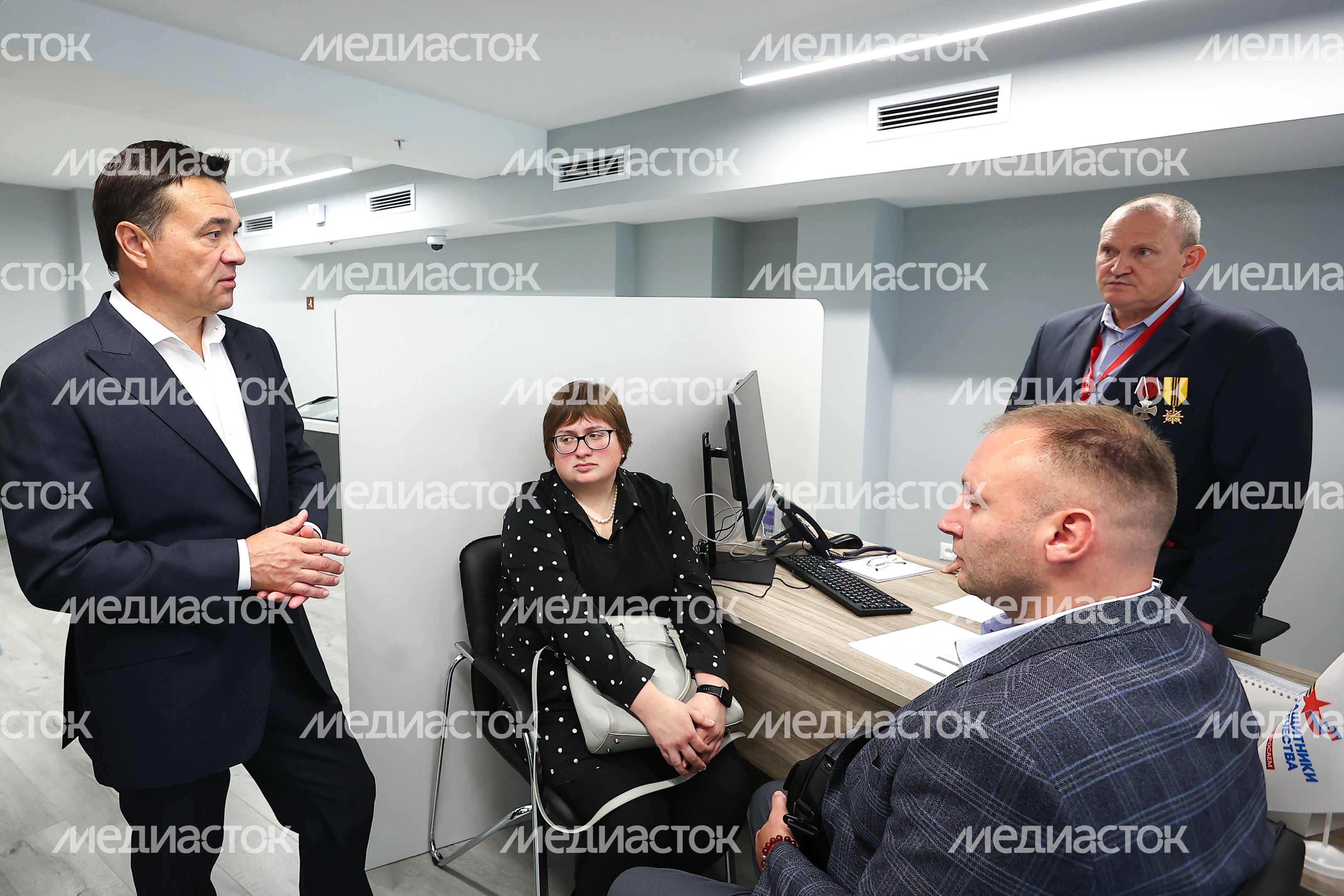 Встреча Губернатора Подмосковья с сотрудниками регионального отделения Фонда «Защитники Отечества»