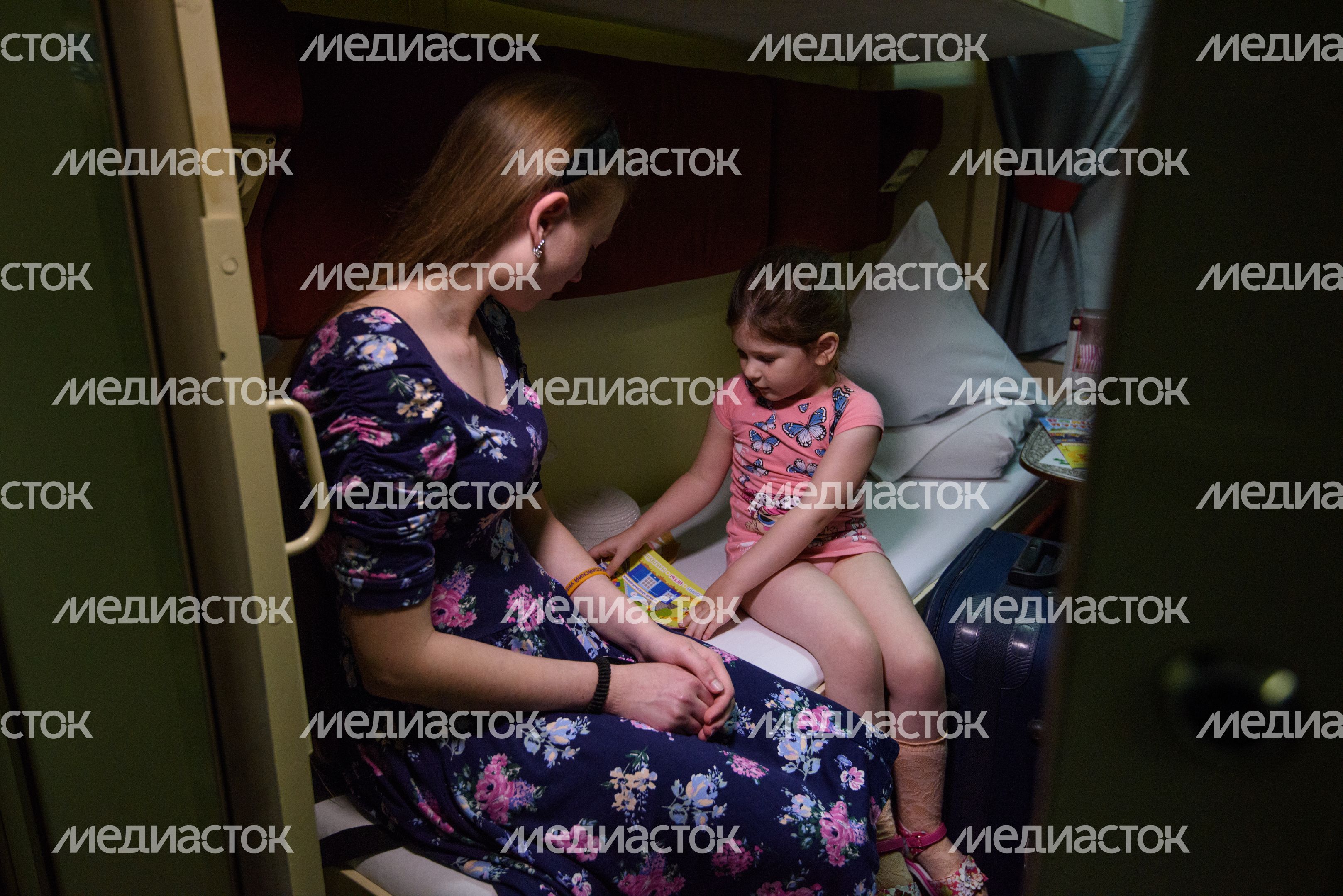 Отправление первого поезда с детским купе