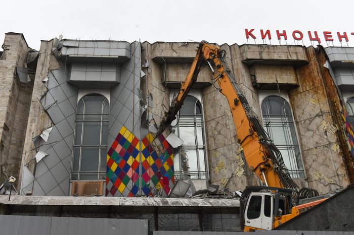 Снос кинотеатра «Соловей» в Москве