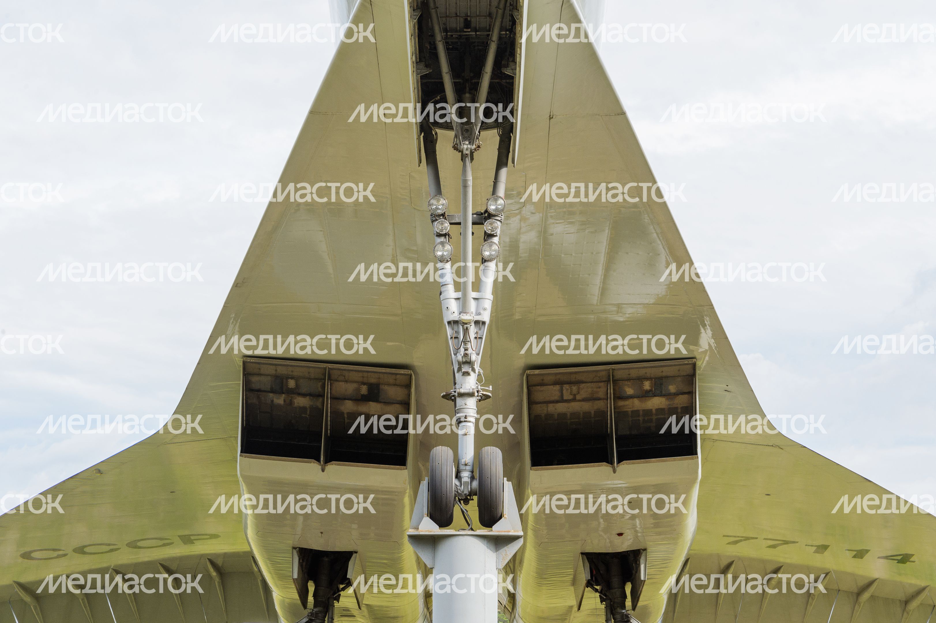 Памятник Ту-144 Памятник Ту-144